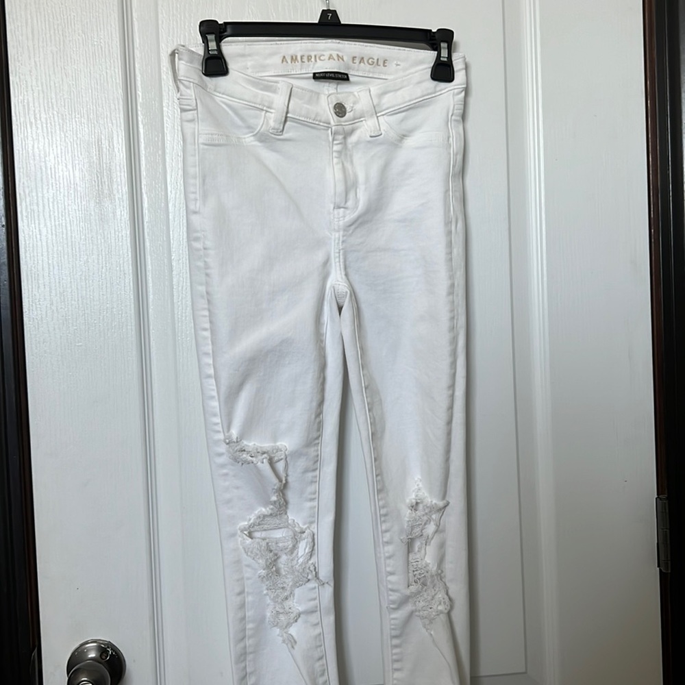 American Eagle Distresed Jeans